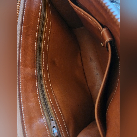 Dooney and Bourke very VINTAGE Bag. NEEDS TLC - Picture 8 of 10